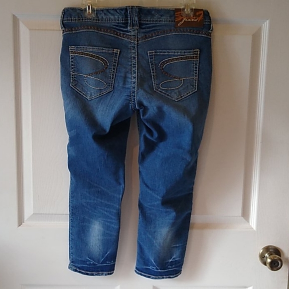 Seven7 Preowned Blue Distressed Capri Jean Cropped - Picture 3 of 7